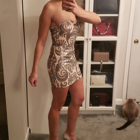 Sequin mini dress (4 for $50 - Bundle) - Picture 2 of 7